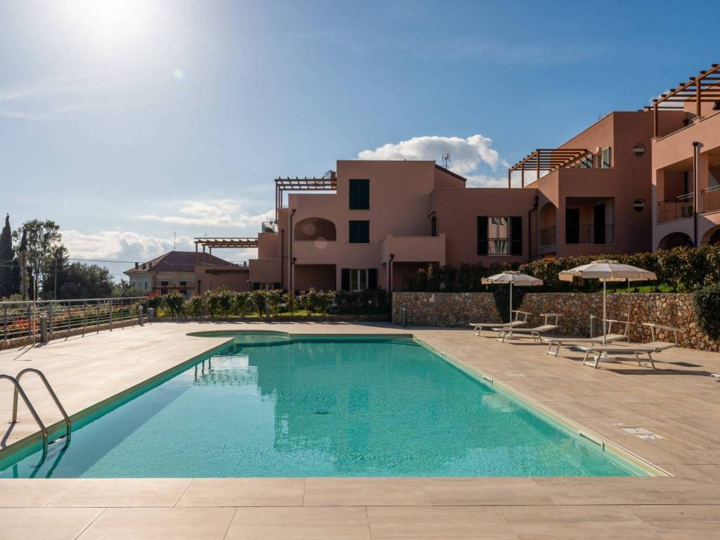 Appartamento a Borgio verezzi in Via Trento e Trieste, 61 - Foto 4