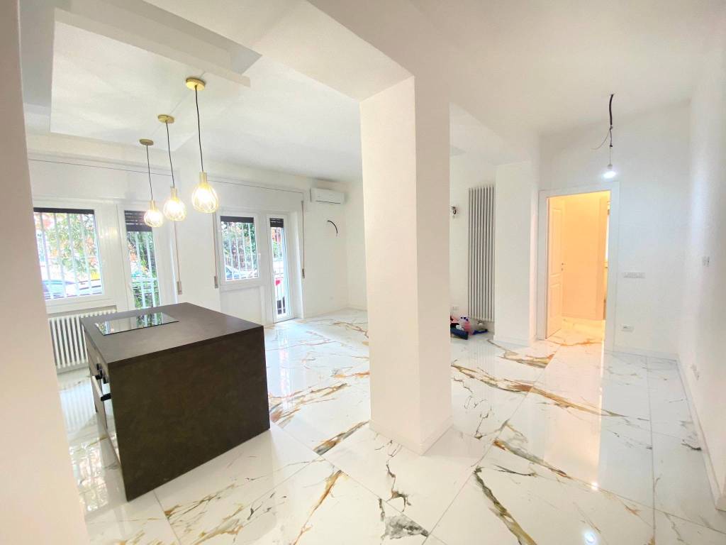 Appartamento a Roma in Via Tito Omboni - Foto 2