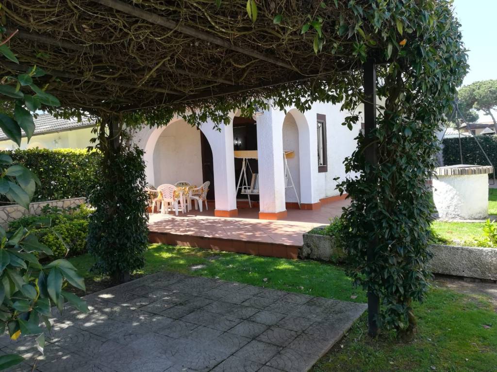 Appartamento a San felice circeo in Via Africa Orientale - Foto 2