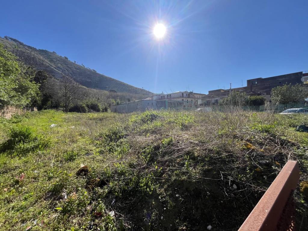 Terreno a Maddaloni in Via Libertà - Foto 2