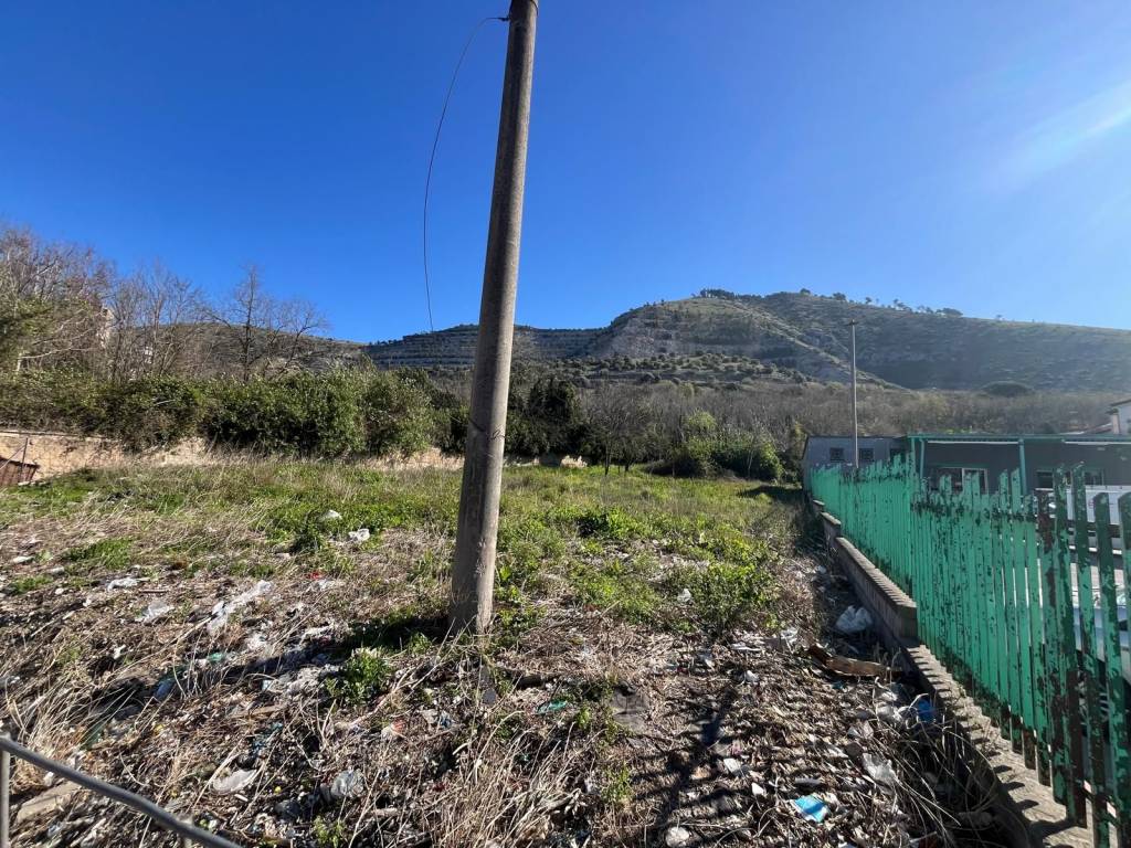 Terreno a Maddaloni in Via Libertà - Foto 3