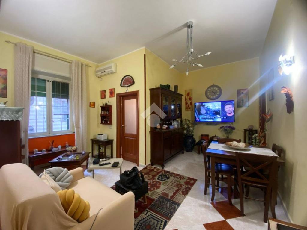 Appartamento a Napoli in Via Astore Ludovico Antonio, 1 - Foto 2