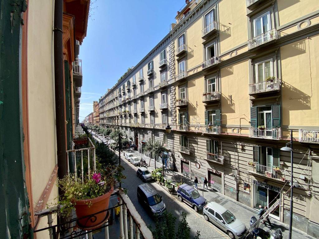 Appartamento a Napoli in Via Duomo - Foto 3