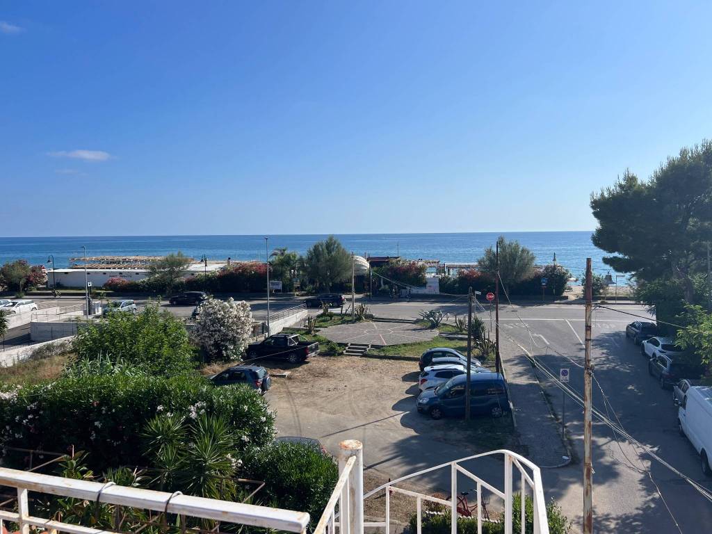 Villa a Ascea in Via Partigiano d'Angiolillo, 2 - Foto 2