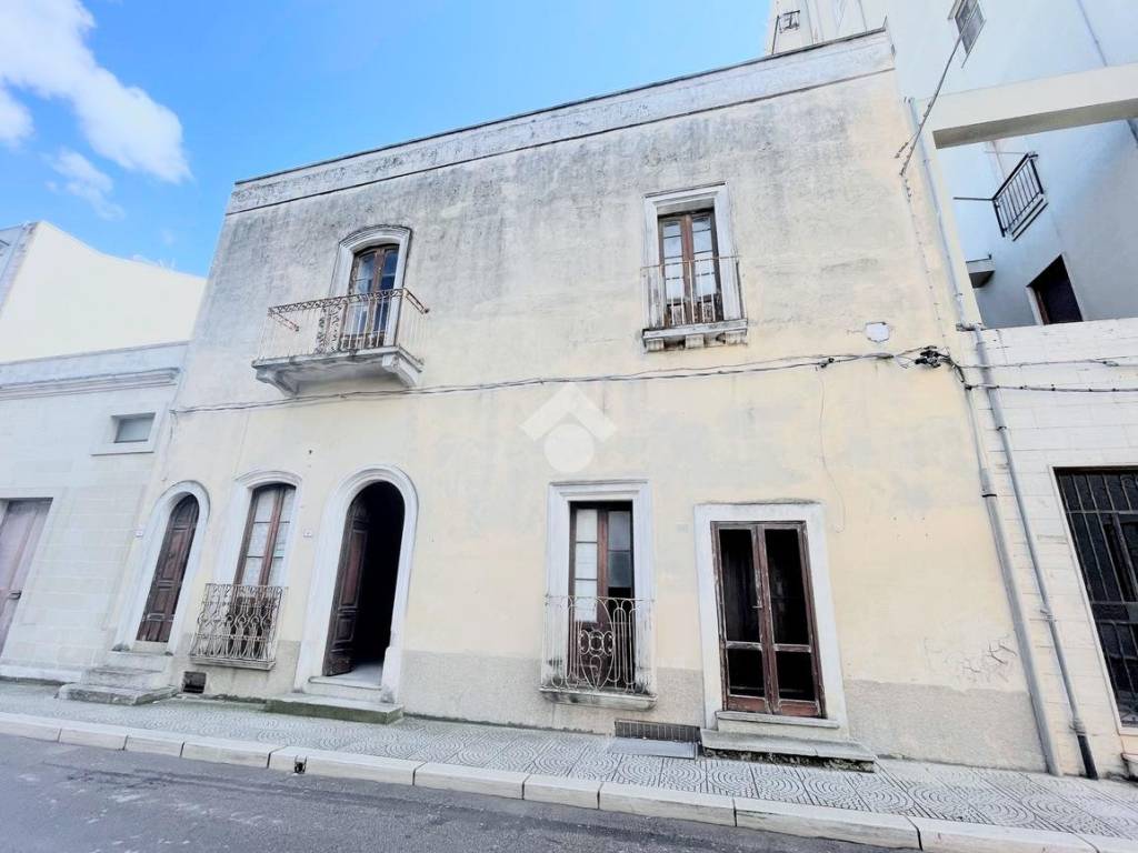 Casa indipendente a Sava in Via G. Garibaldi, 10 - Foto 2