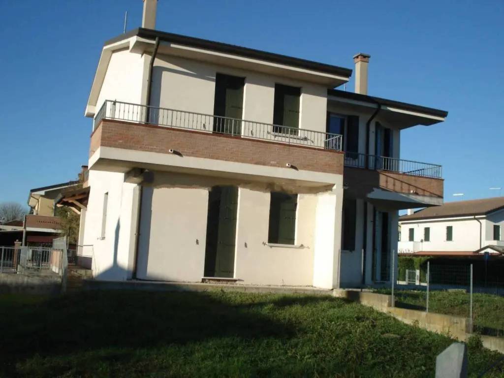 Villa a Agna in Via G. B. Cromer - Foto 2