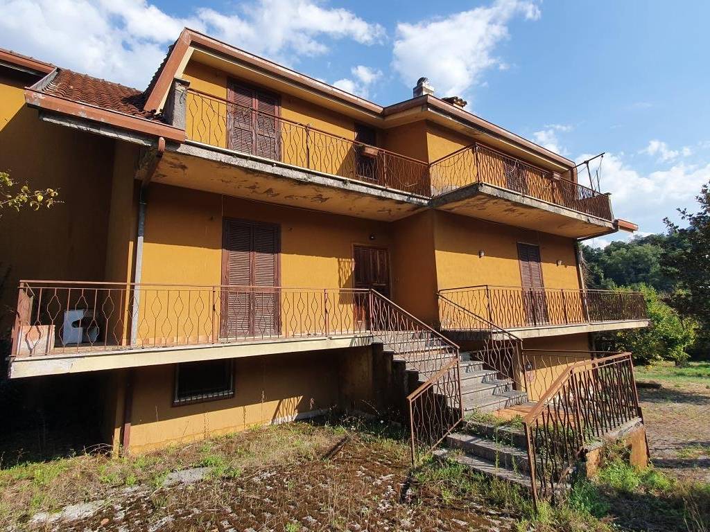 Villa a Patrica in Contrada Tufo Varaccani - Foto 4
