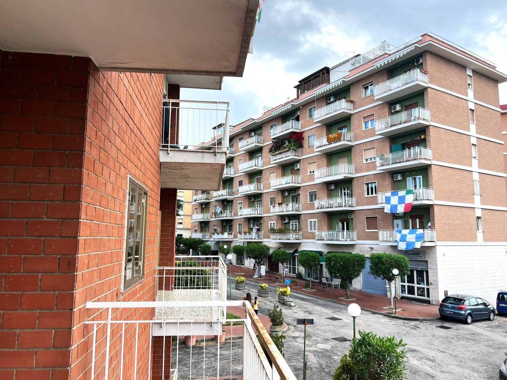 Appartamento a Napoli in Viale Colli Aminei, 36 - Foto 3