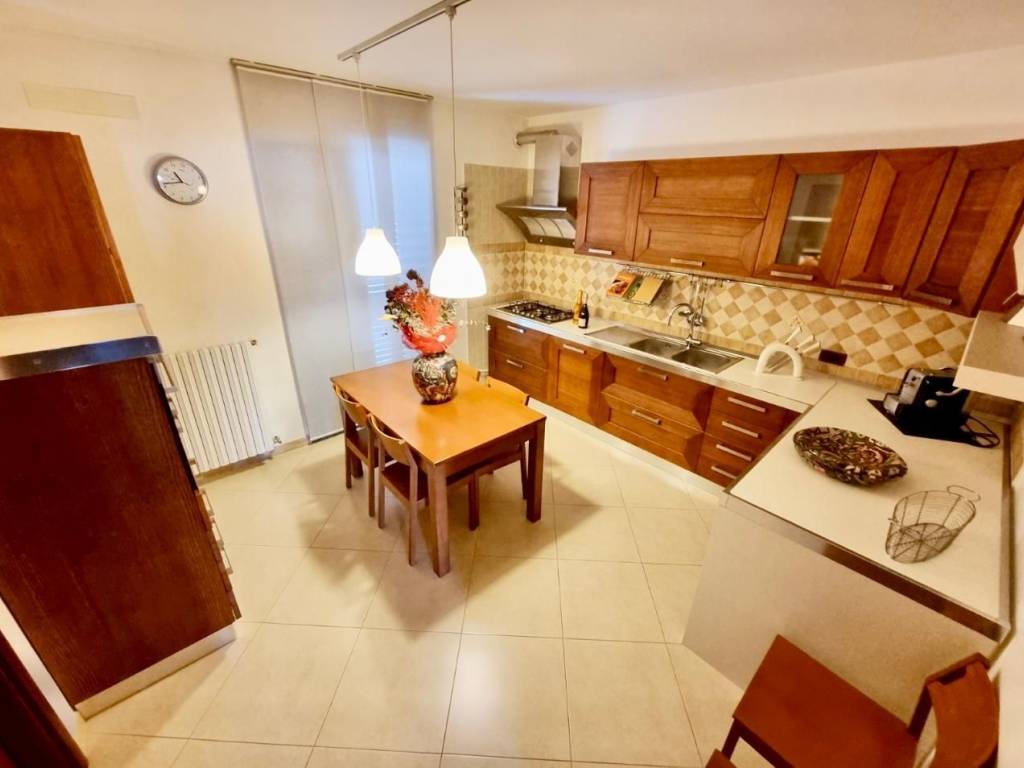 Casa indipendente a Ceglie messapica - Foto 2