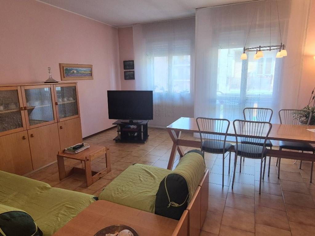Appartamento a Trecate in Via Buscaglia, 13 - Foto 4
