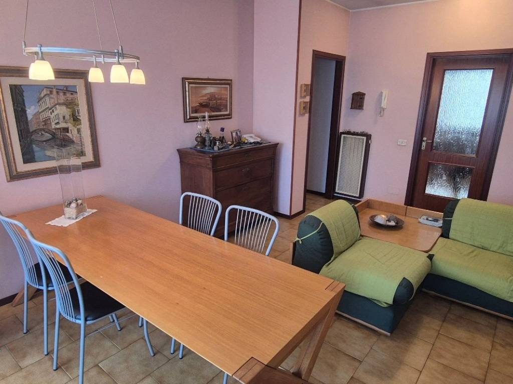 Appartamento a Trecate in Via Buscaglia, 13 - Foto 5