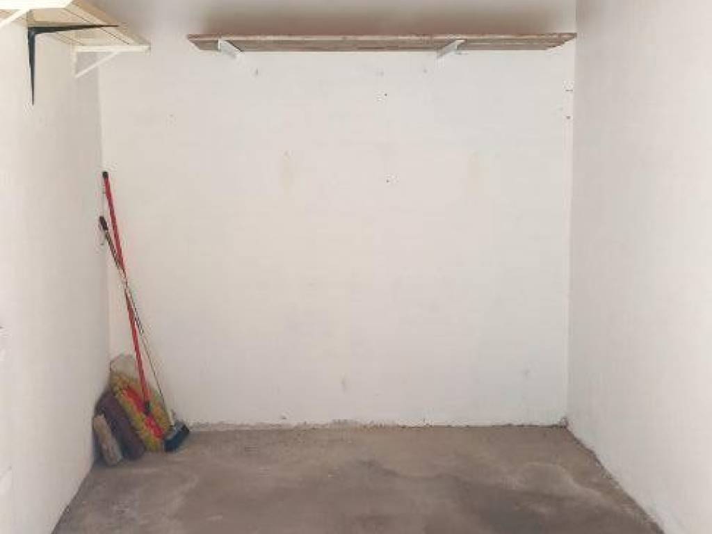 Box / garage a Cremona in Largo Rodolfo Benini, 6 - Foto 2