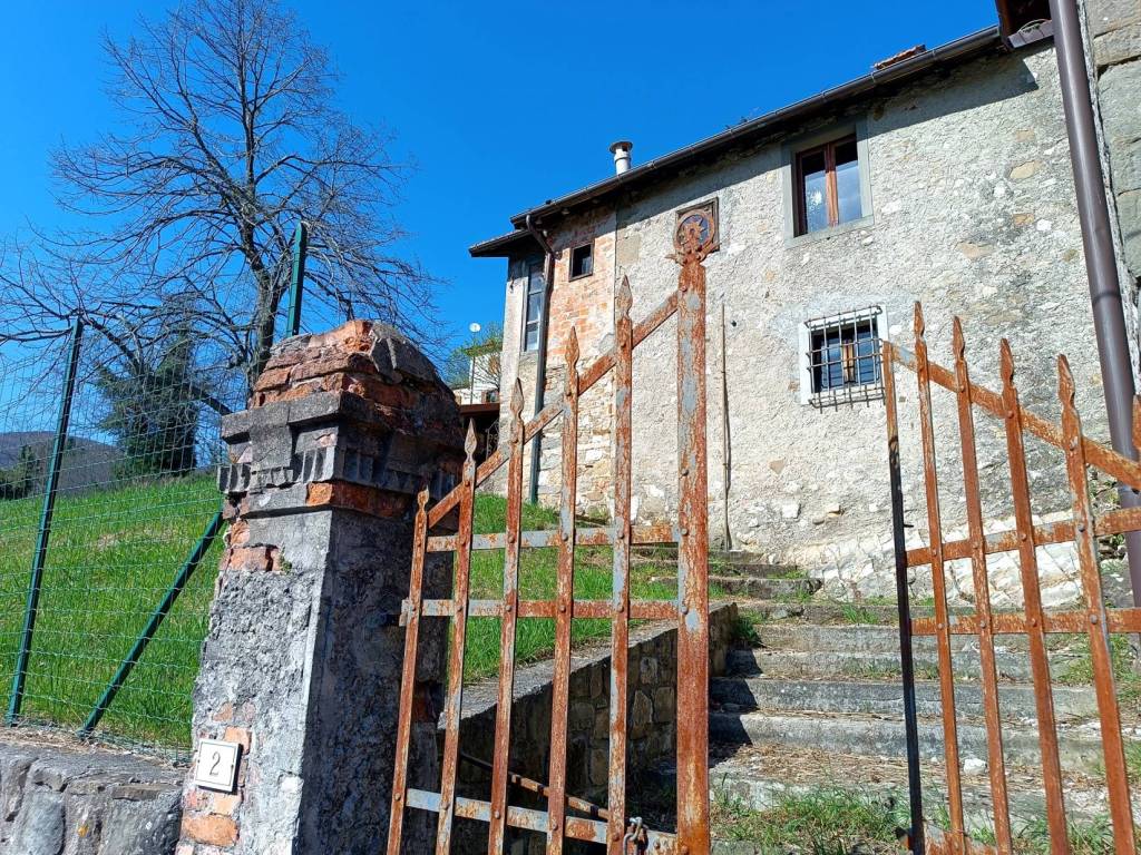 Casa indipendente a Sillano giuncugnano - Foto 3