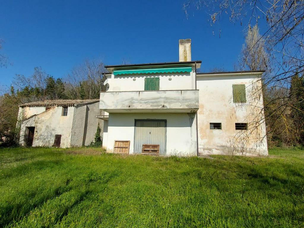 Rustico / casale a Trecastelli in Via Roma - Foto 2