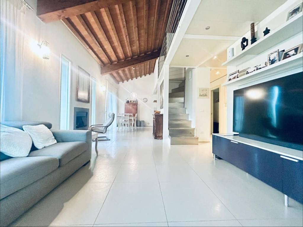 Villa a Empoli in Via II Giugno - Foto 2