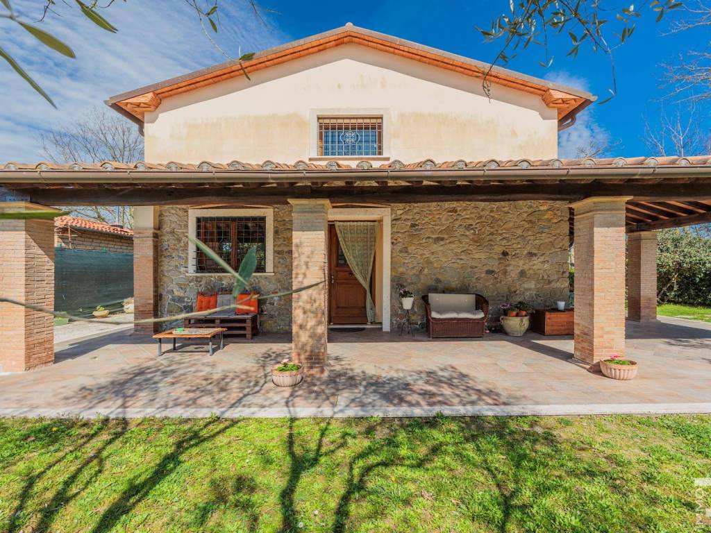 Villa a Pitigliano in Strada Provinciale Pantano - Foto 3