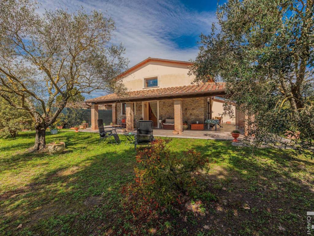 Villa a Pitigliano in Strada Provinciale Pantano - Foto 5