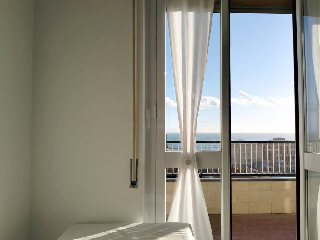 Appartamento a Varazze in Via Padre Gaggino - Foto 4
