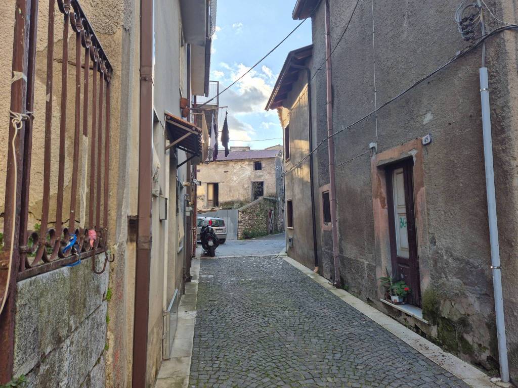 Casa indipendente a Forino in Via Risanamento - Foto 3