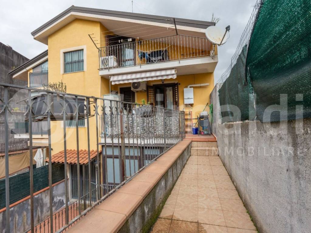 Appartamento a Aci catena in Via Scale Sant'Anna, 70 - Foto 4