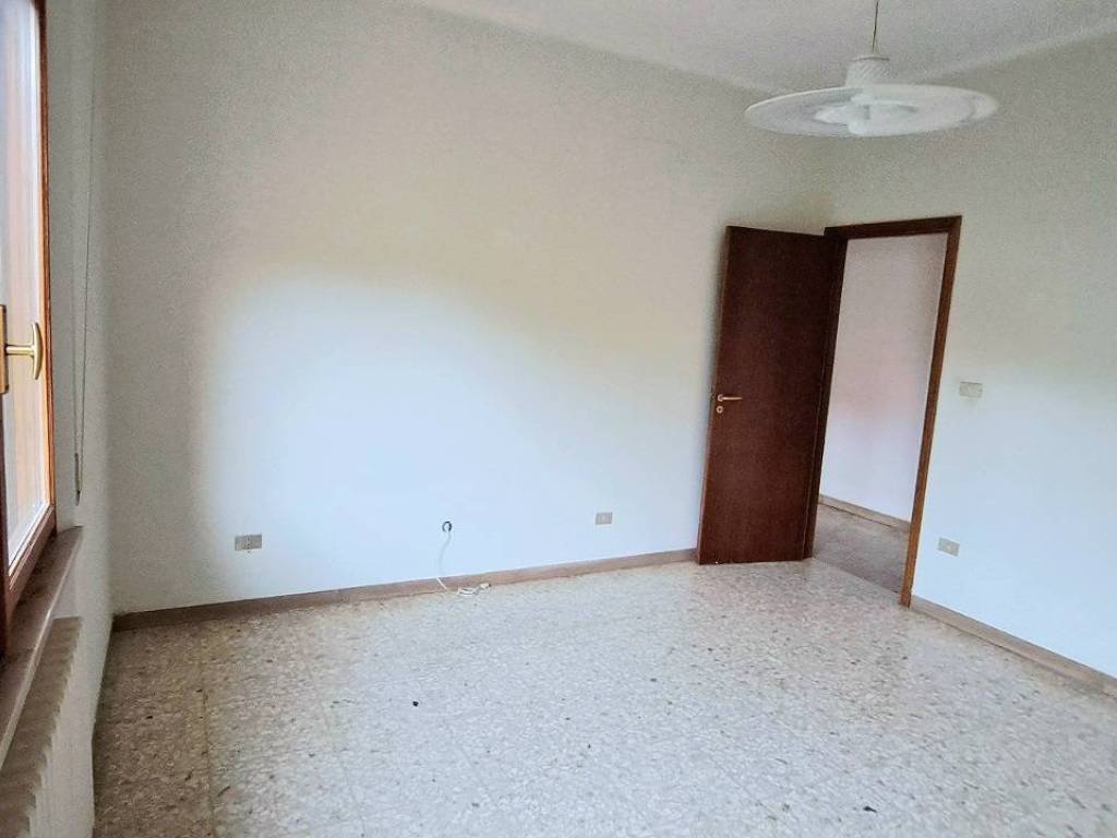 Appartamento a Montorio al vomano in Via Teramo - Foto 5