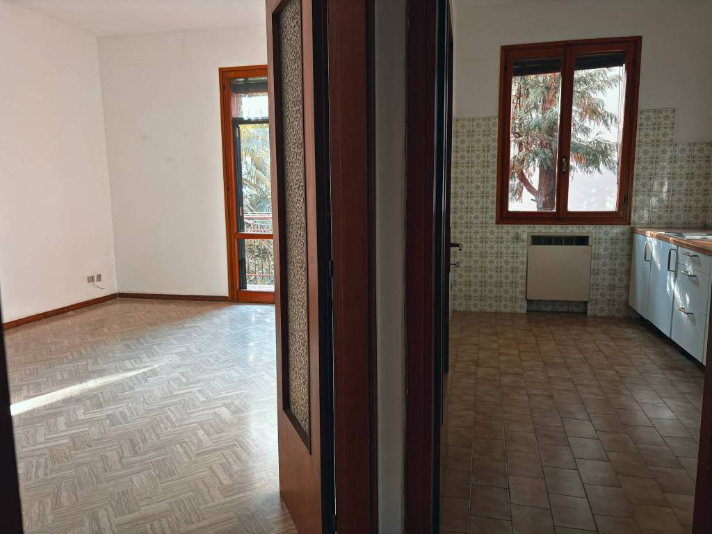 Appartamento a Bologna in Via dei Carrettieri - Foto 2