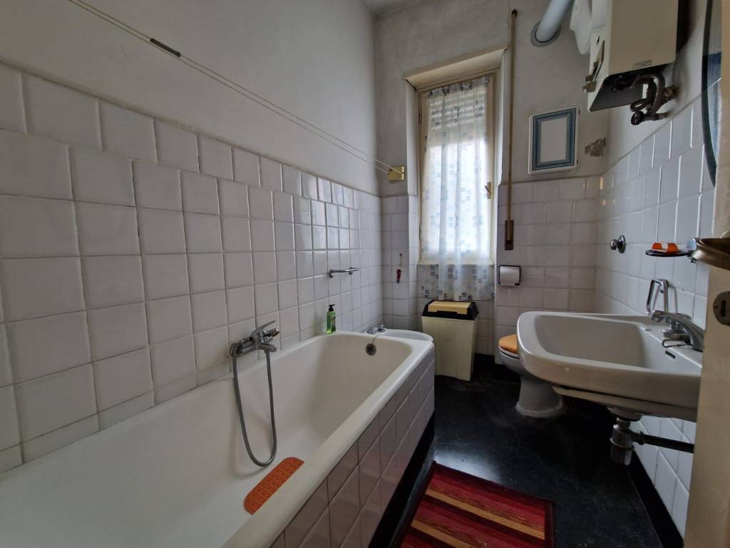 Appartamento a Genova in Via Antonio Burlando - Foto 4