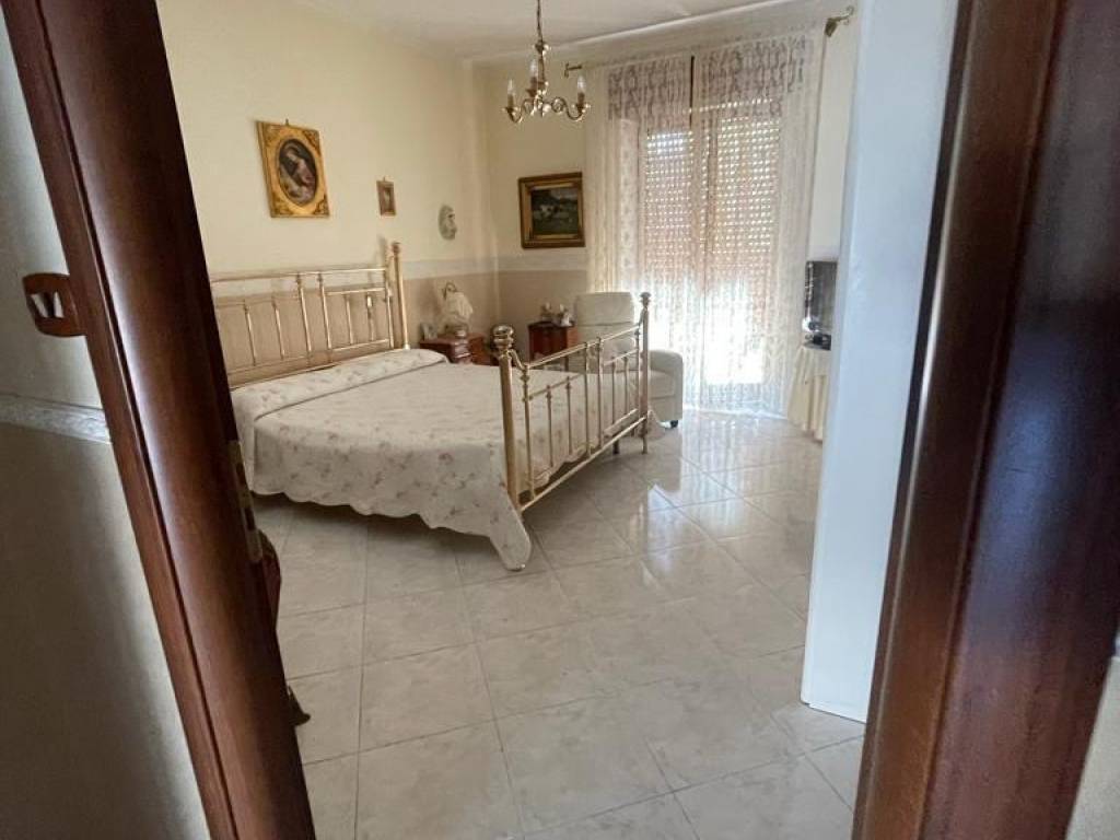 Appartamento a Napoli in Via Carlo Carrà - Foto 2
