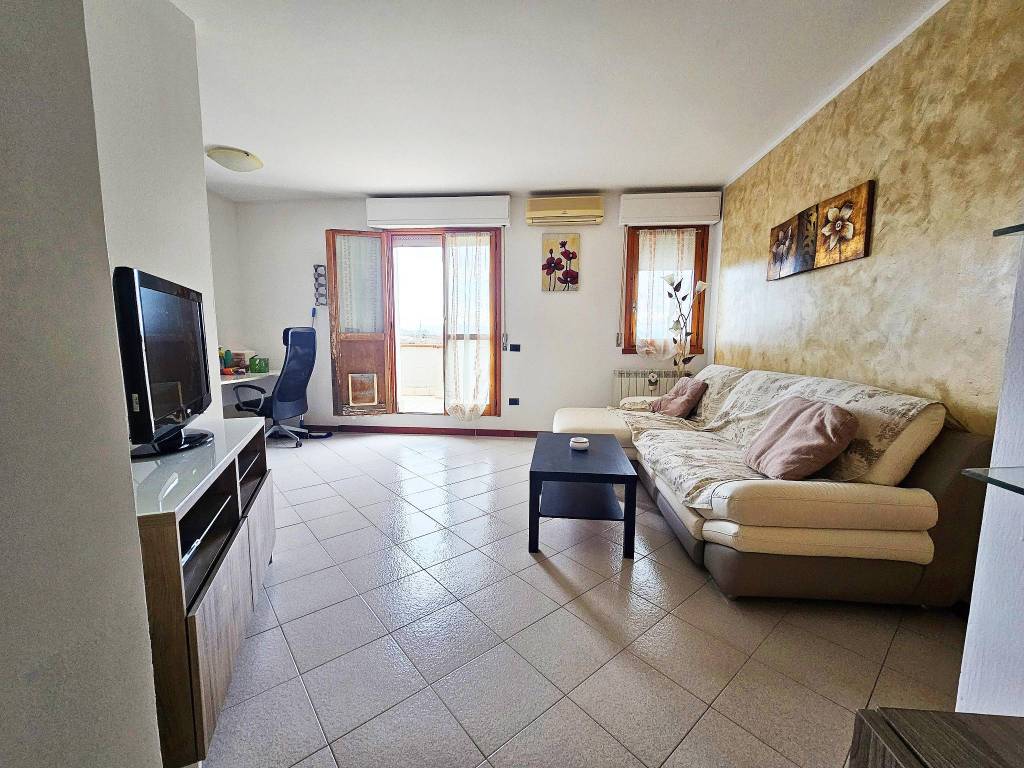 Appartamento a Prato in Via del Palasaccio - Foto 3