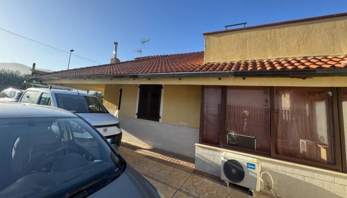 Villa a Carini in Via delle Allodole - Foto 3