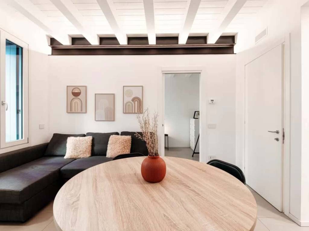 Appartamento a Como in Piazza Giovanni Amendola - Foto 2