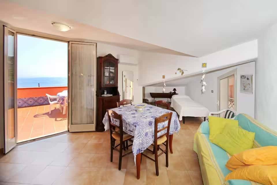 Appartamento a Santo stefano di camastra in Via Piscitello - Foto 3