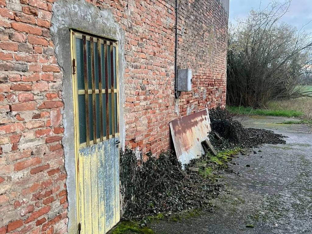 Rustico / casale a Quistello in Via D. Semeghini, 50 - Foto 2