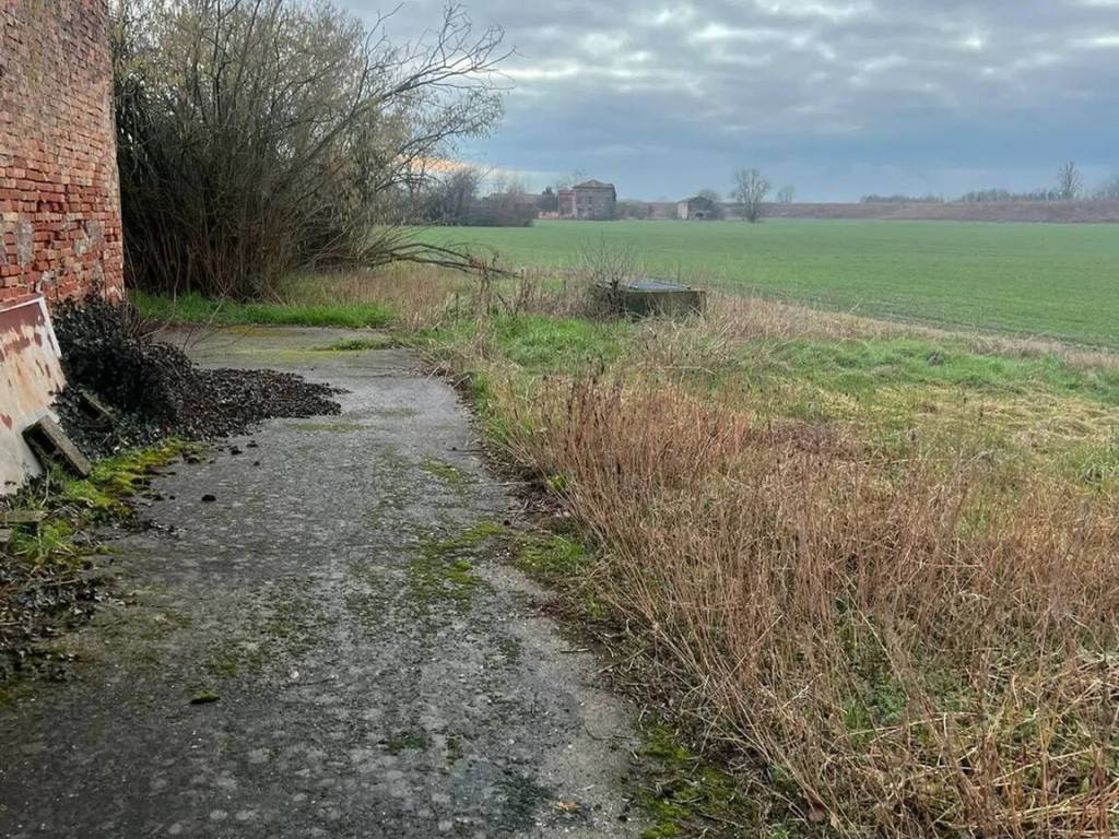 Rustico / casale a Quistello in Via D. Semeghini, 50 - Foto 3