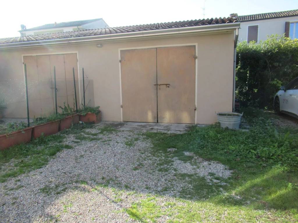 Villa a San benedetto po in Via Giacomo Leopardi No Number - Foto 3