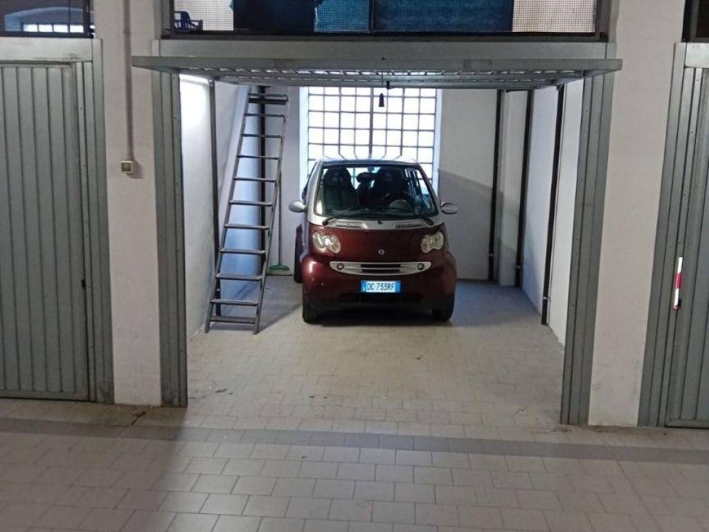 Box / garage a Genova in Via Adelaide Ristori - Foto 2