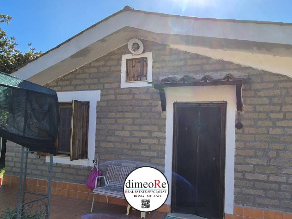 Villa a Oriolo romano in Strada della Castellina, 23 - Foto 2