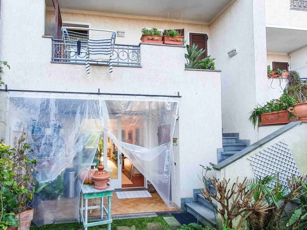 Villa a Forte dei marmi in Via Quartieri L., 47 - Foto 2