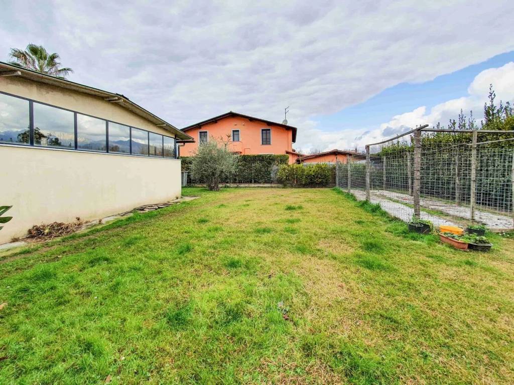 Villa a Pietrasanta in Via Giacomo Leopardi, 43 -C - Foto 5