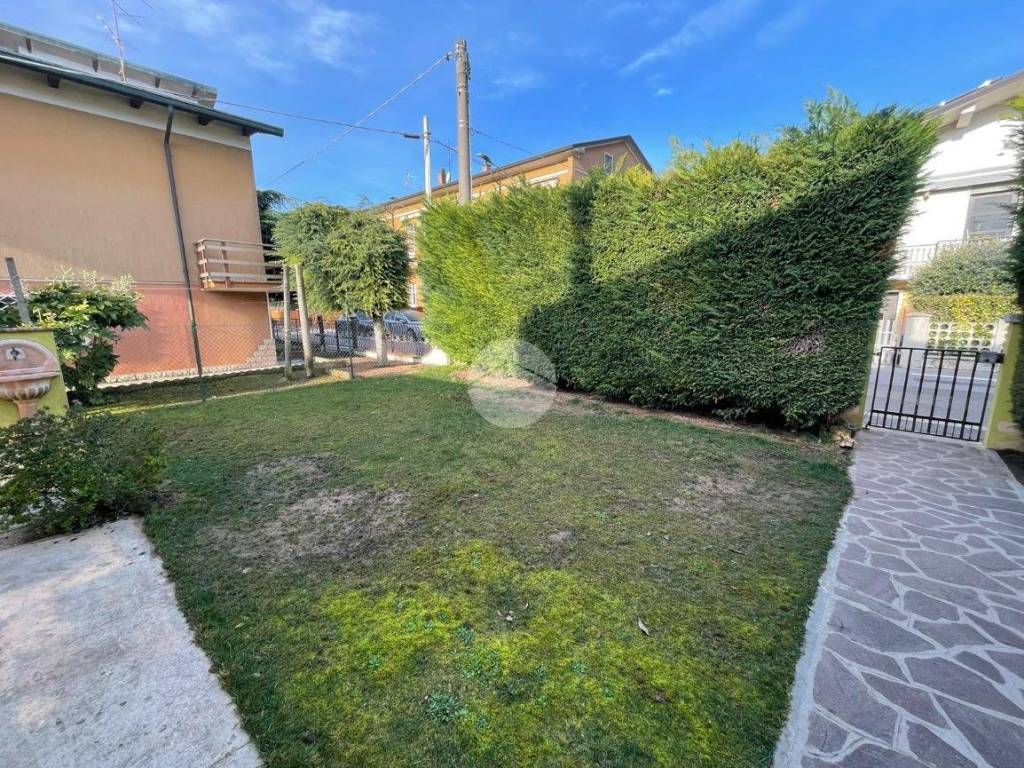 Villa a San giorgio bigarello in VIA SARCA, 12 - Foto 2