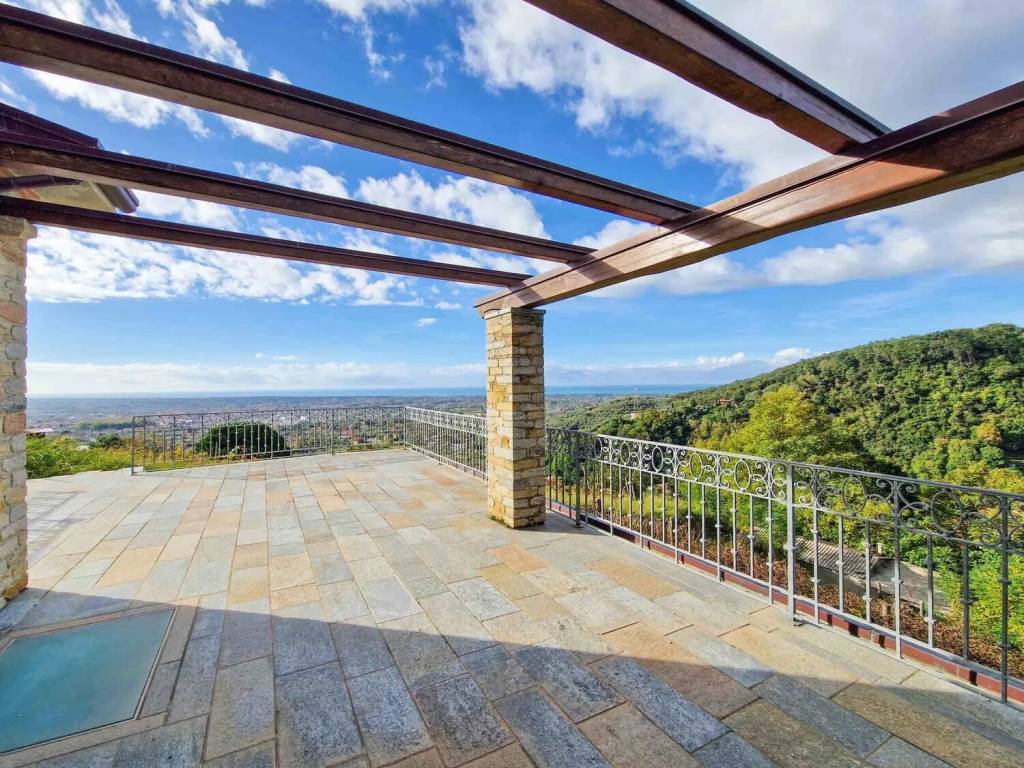 Villa a Pietrasanta in Via Strinato, 50 - Foto 5