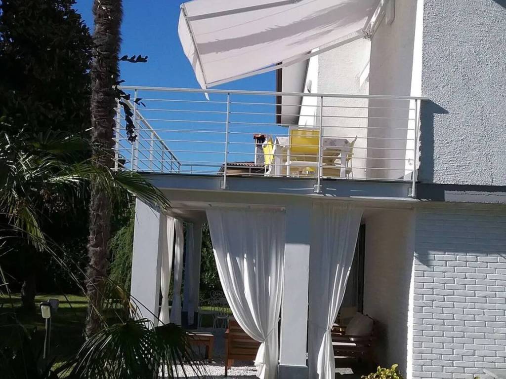Villa a Forte dei marmi in Via L.Quartieri, 10 - Foto 4
