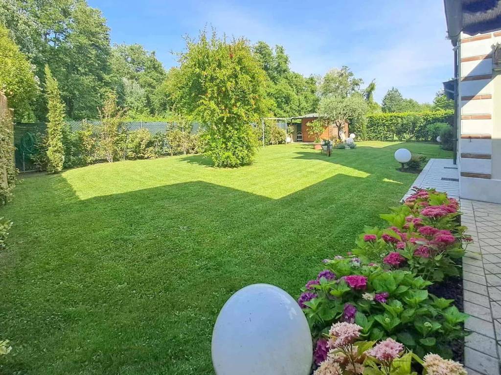 Villa a Pietrasanta in Via Vittorio Veneto, 12 - Foto 5