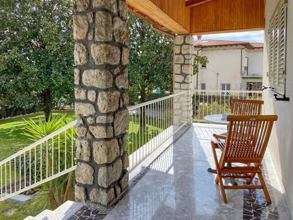 Appartamento a Seravezza in Via Luigi Pirandello, 239 - Foto 4