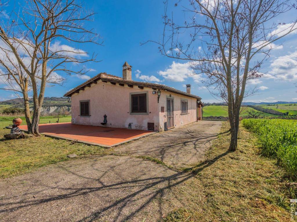 Villa a Manciano in Strada Provinciale Manciano Farnese - Foto 2