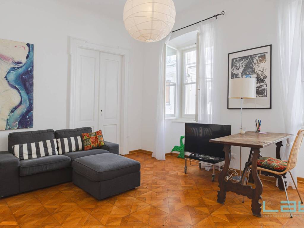 Appartamento a Trieste in Via della Cassa di Risparmio, 3 - Foto 2