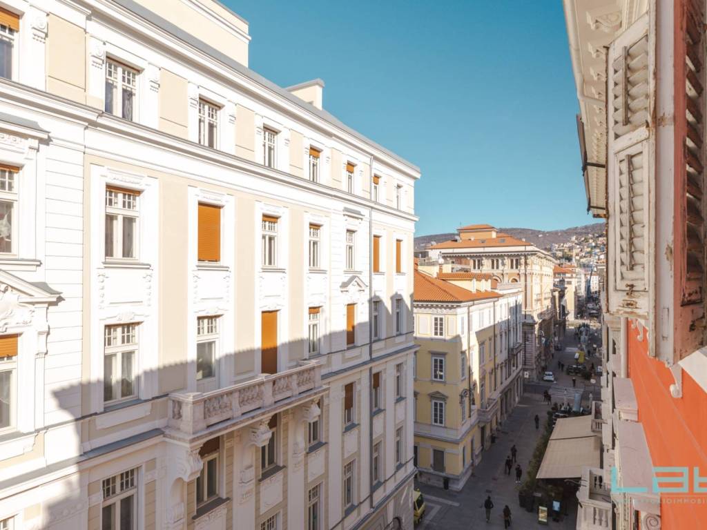 Appartamento a Trieste in Via della Cassa di Risparmio, 3 - Foto 4