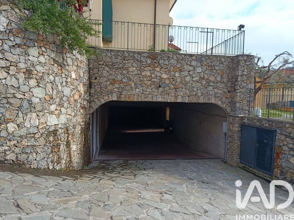 Box / garage a Tovo san giacomo in Via g.b. accame, 67 - Foto 3