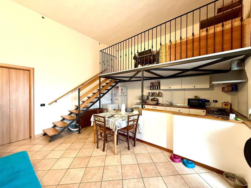 Appartamento a Carbonia in Via Piolanas, 9 - Foto 2