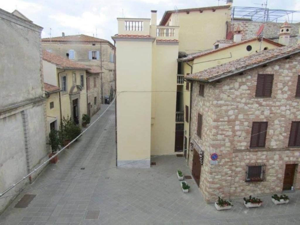 Appartamento a Castiglione del lago in Via Firenze - Foto 2